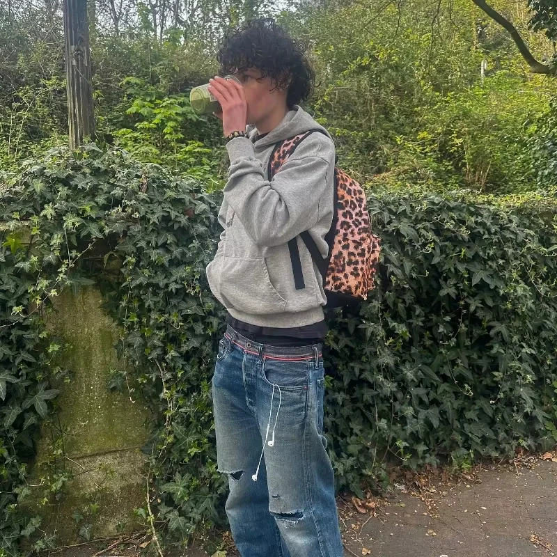 Y2K رمادي بقلنسوة رياضية ريترو - مراجعة Mens Fashion Mullet وسعره
