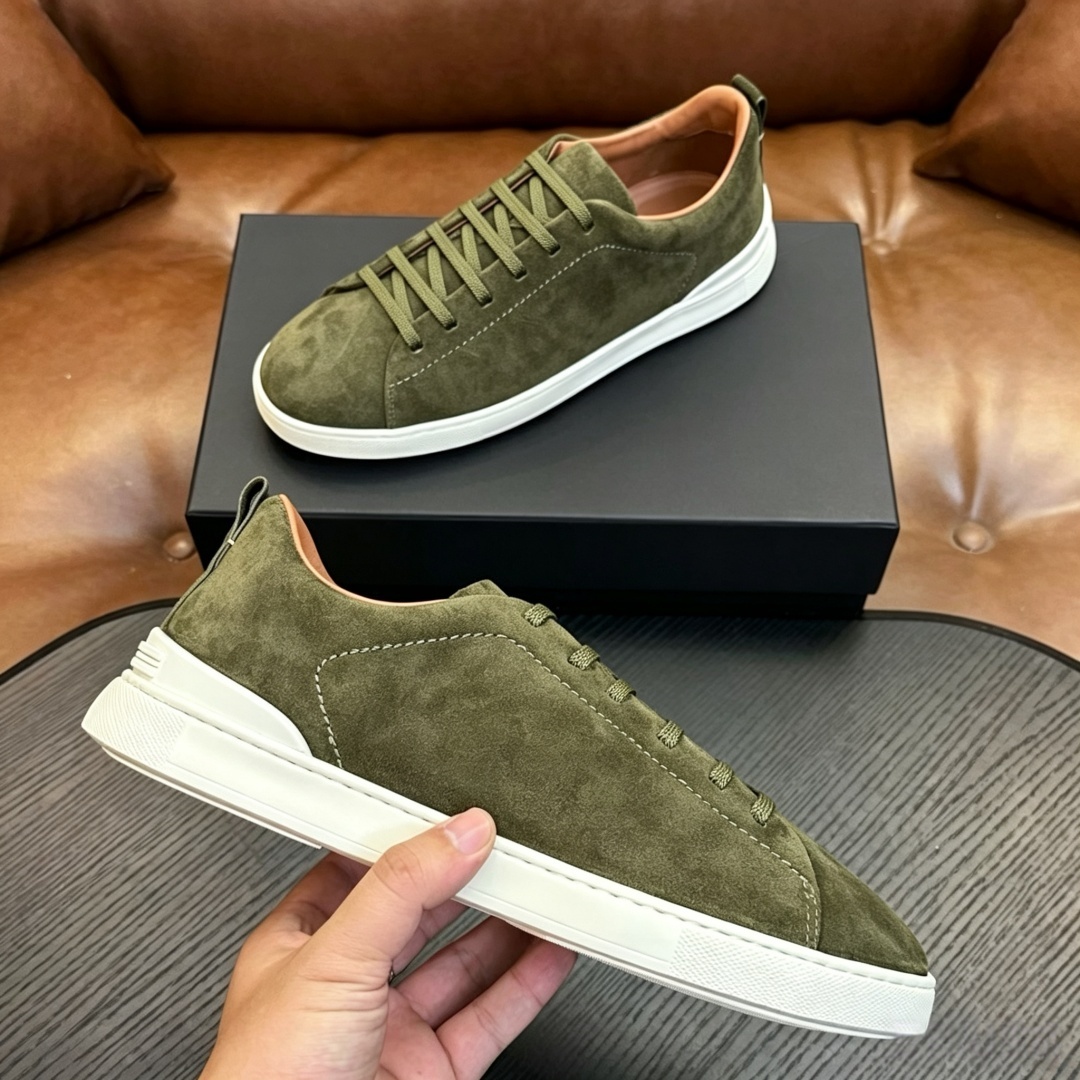 أحذية لوفرز رجالية مصنوعة يدوي - مراجعة Suede Loafers Men وسعره