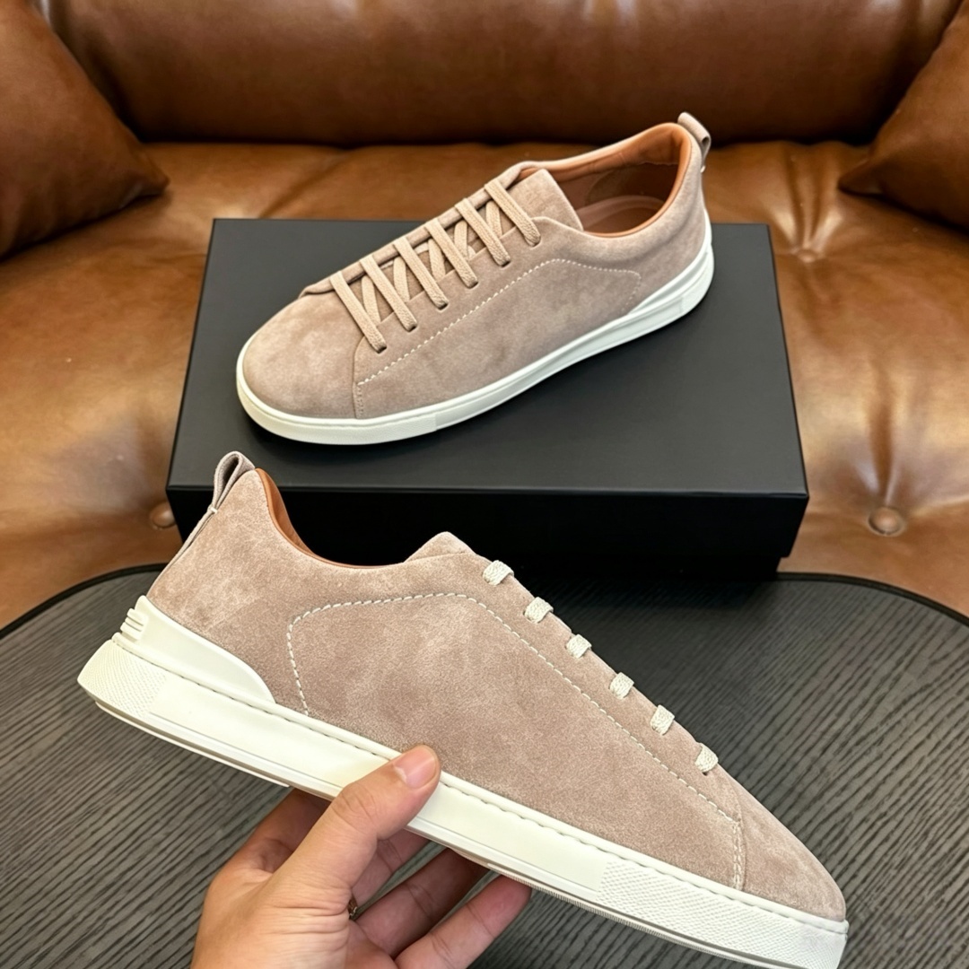 أحذية لوفرز رجالية مصنوعة يدوي - مراجعة Suede Loafers Men وسعره